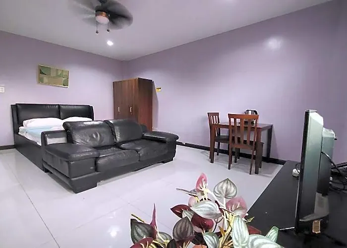 La Belladoza Near Naia T1 Airport 2*